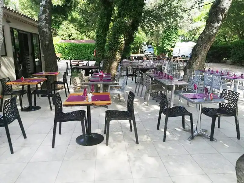 terrasse restaurant Visan